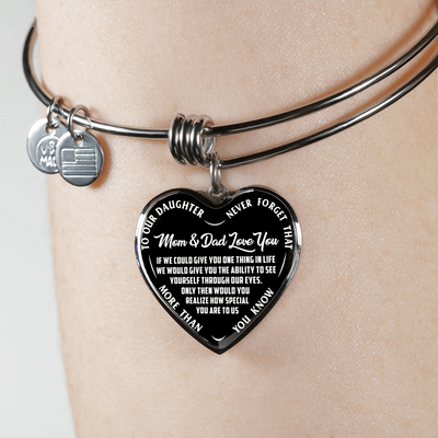 TO OUR DAUGHTER, MOM & DAD LOVE YOU, NEVER FORGET THAT - GOLD AND SILVER FINISHED HEART SHAPED NECKLACE AND BANGLE BRACELET(WHITE TEXT ON BLACK) EO